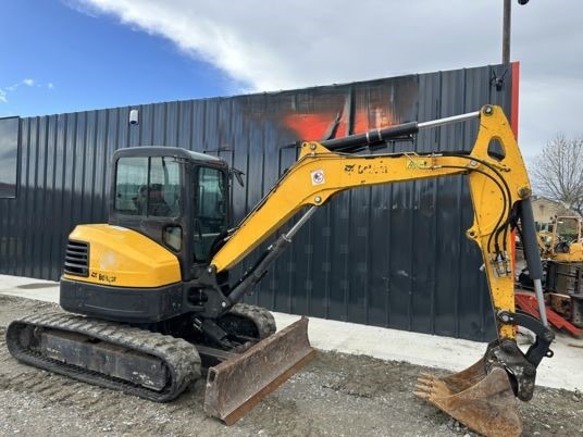 Bobcat E50 / 3