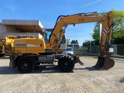 Liebherr A316 Penta / 2