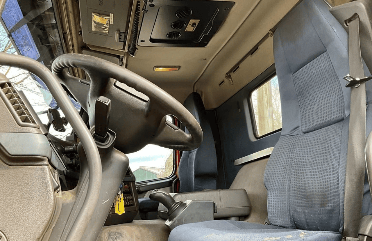 Volvo FM2000 Terberg 8x8 / 1