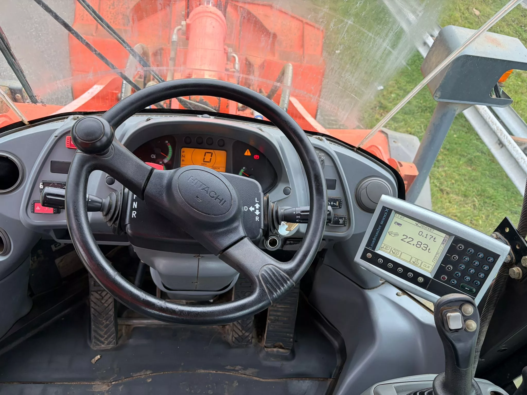 Hitachi ZW180 / 1