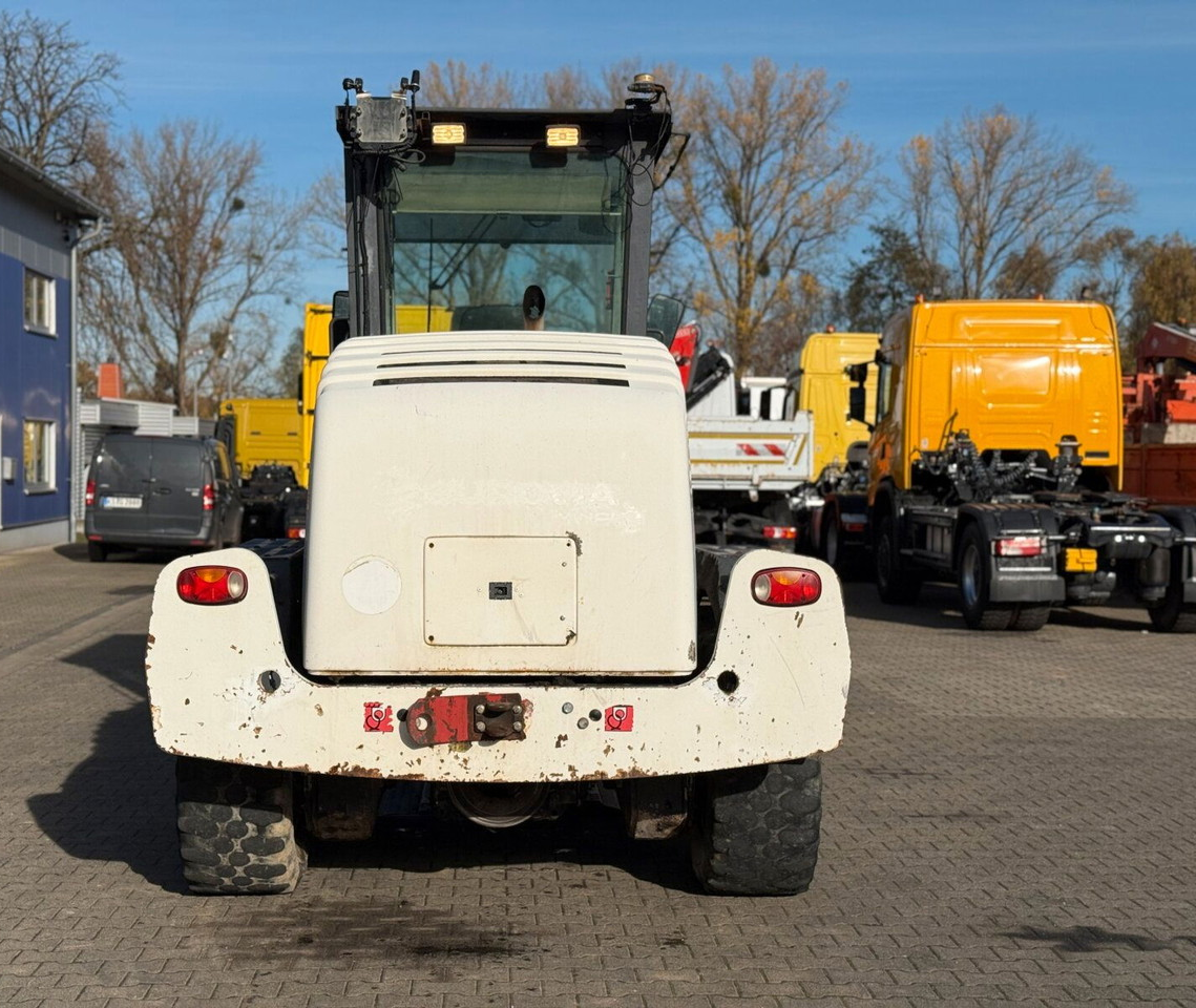 New Holland F106.6A / 2