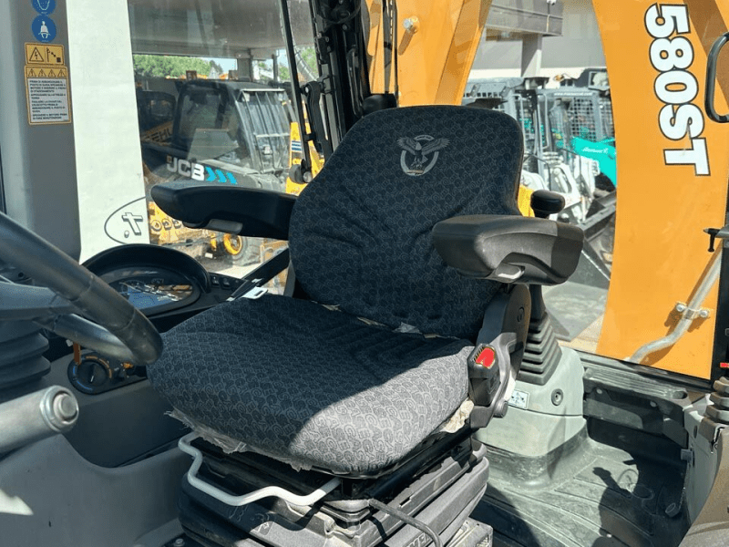 Case 580ST 4X4 / 7