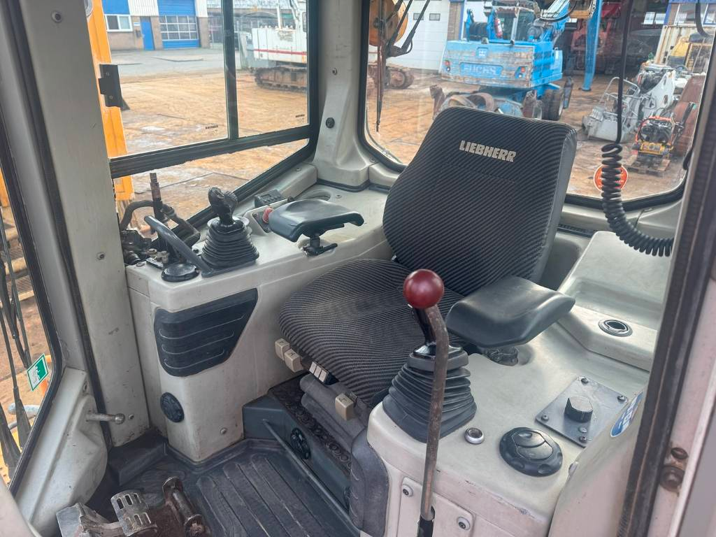 Liebherr PR 734 LGP / 1