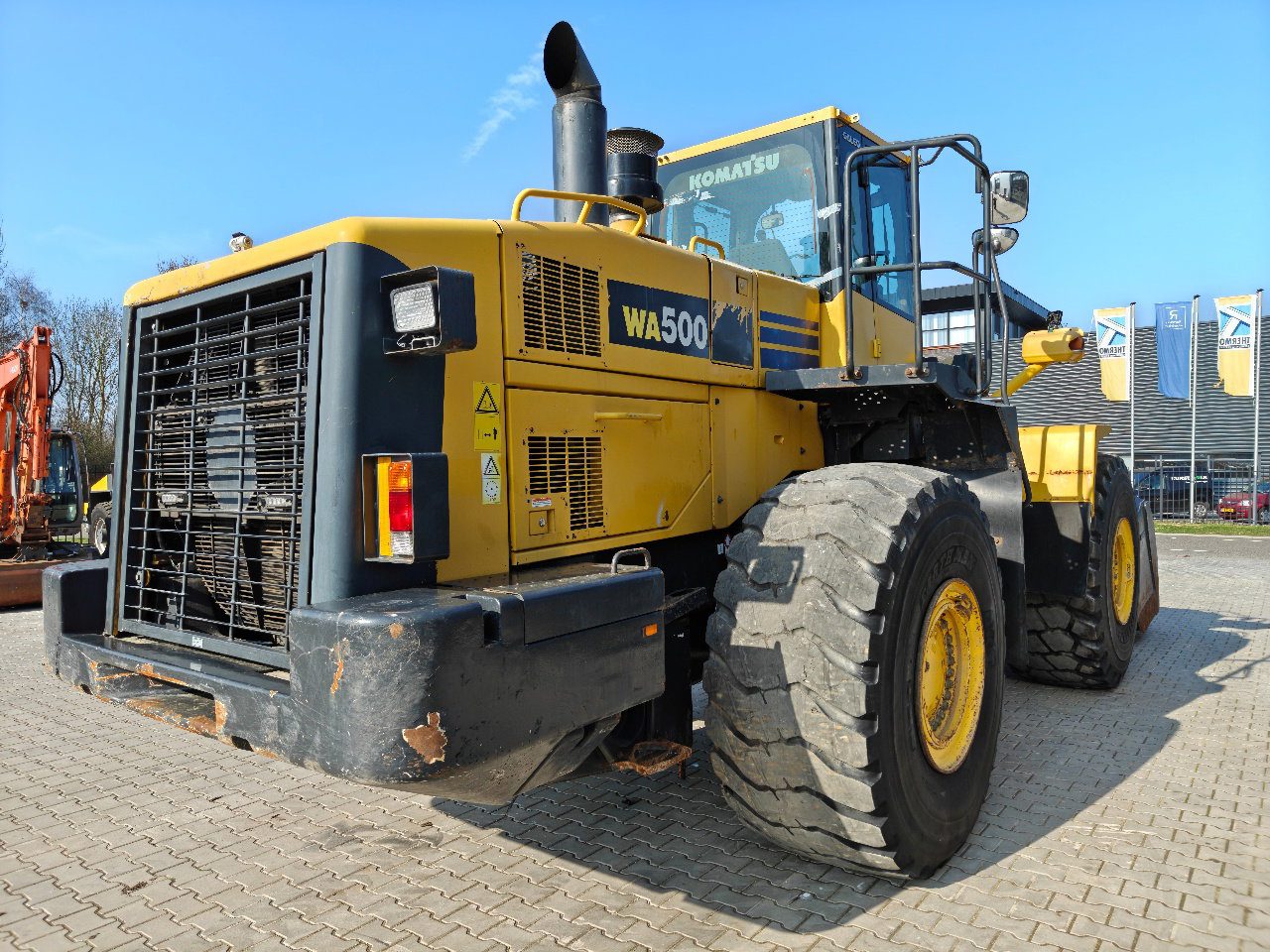 Komatsu WA500-6 / 1