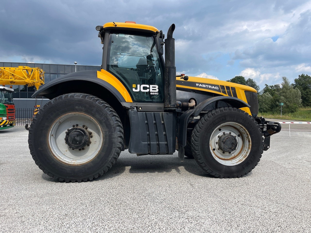 JCB Fasttrac 8250 / 1