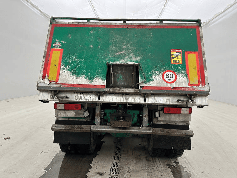 Volvo FMX 420 8x4 / 9