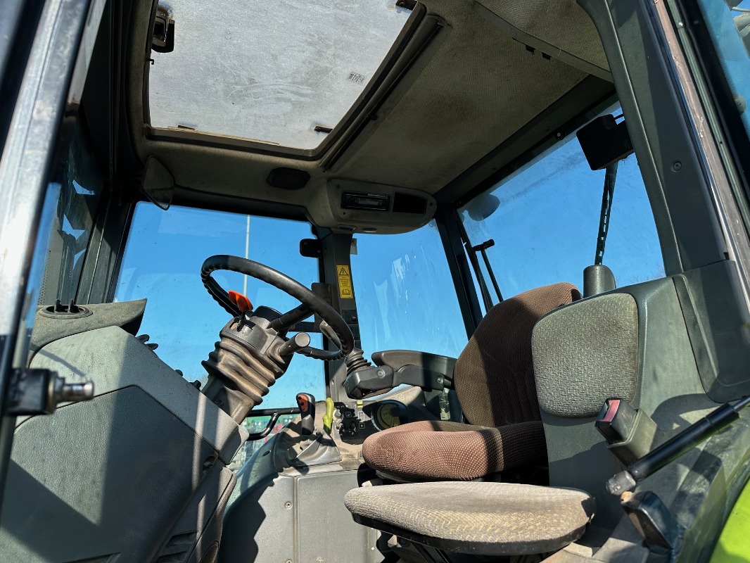 CLAAS Arion 410 / 2