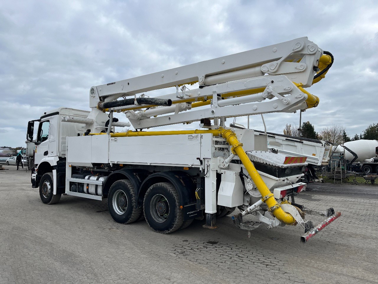 Mercedes-Benz Arocs 2636 Schwing 28m 6x4 / 2