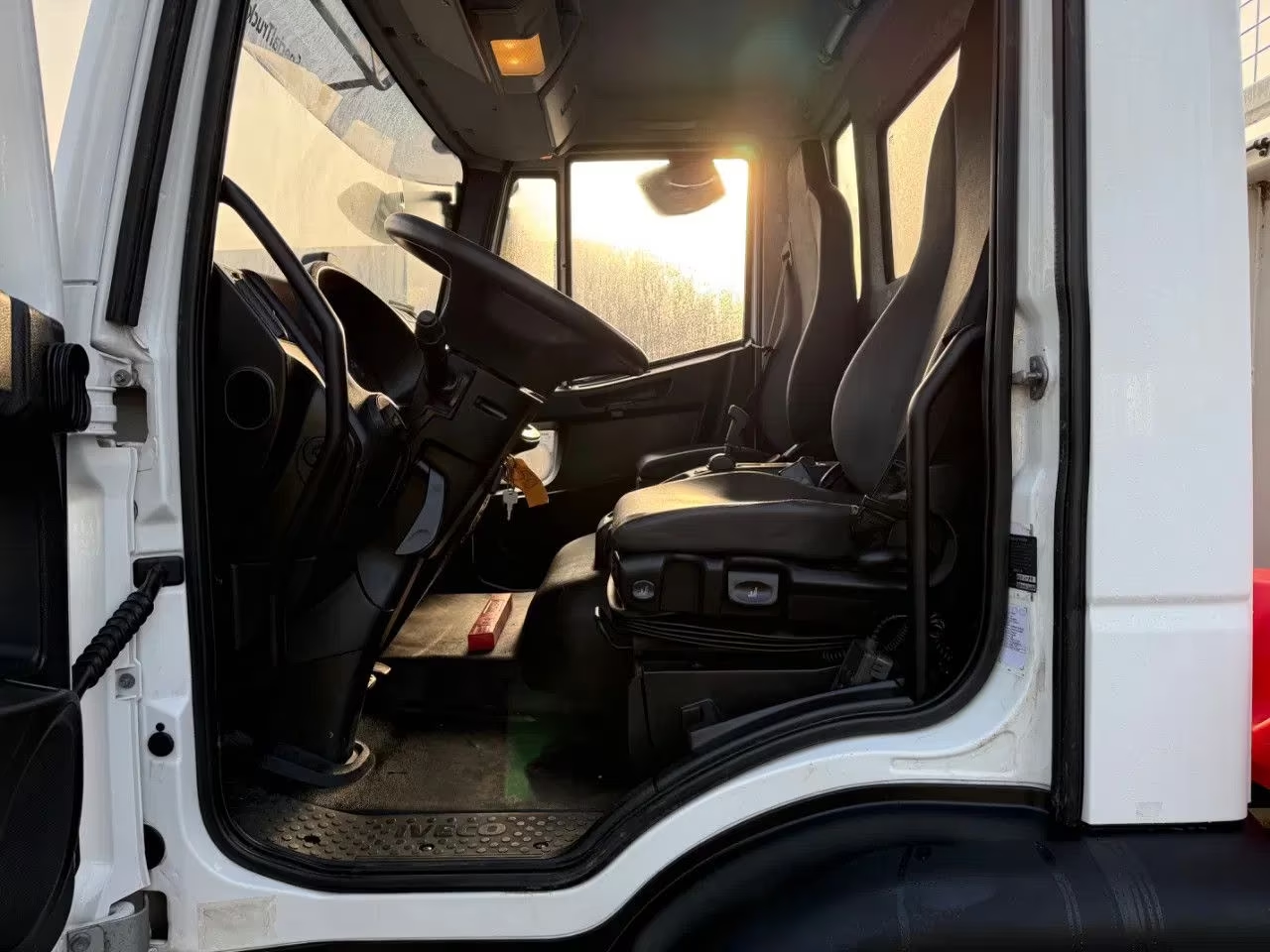Iveco ML 160 210 4x2 7975kg / 1