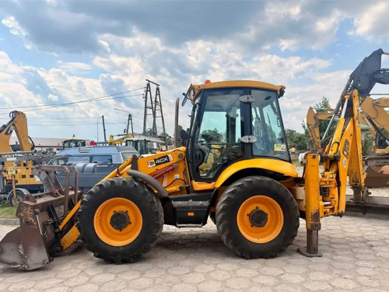 JCB 4CX / 5