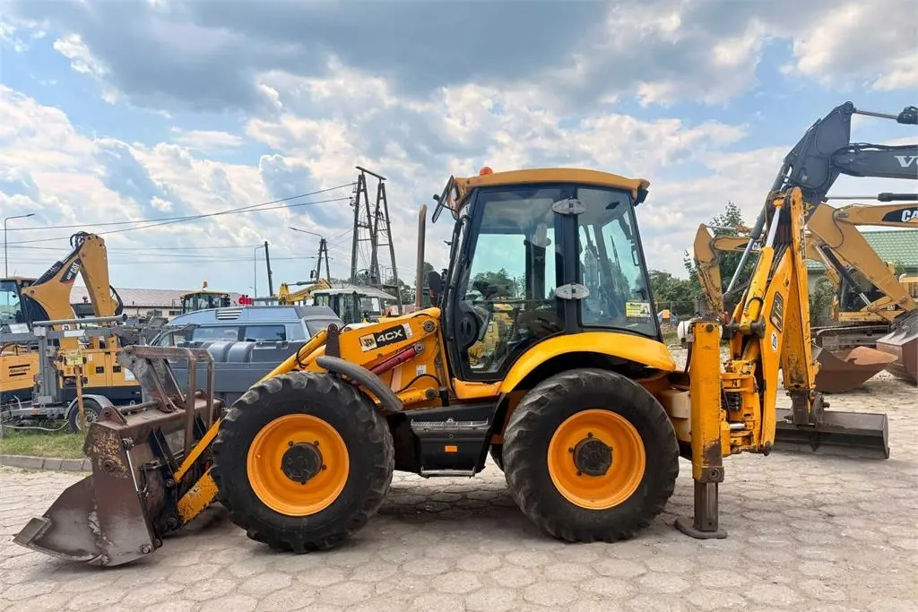 JCB 4CX / 5