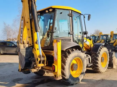 JCB 4CX / 13