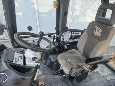 JCB 4CX / 1