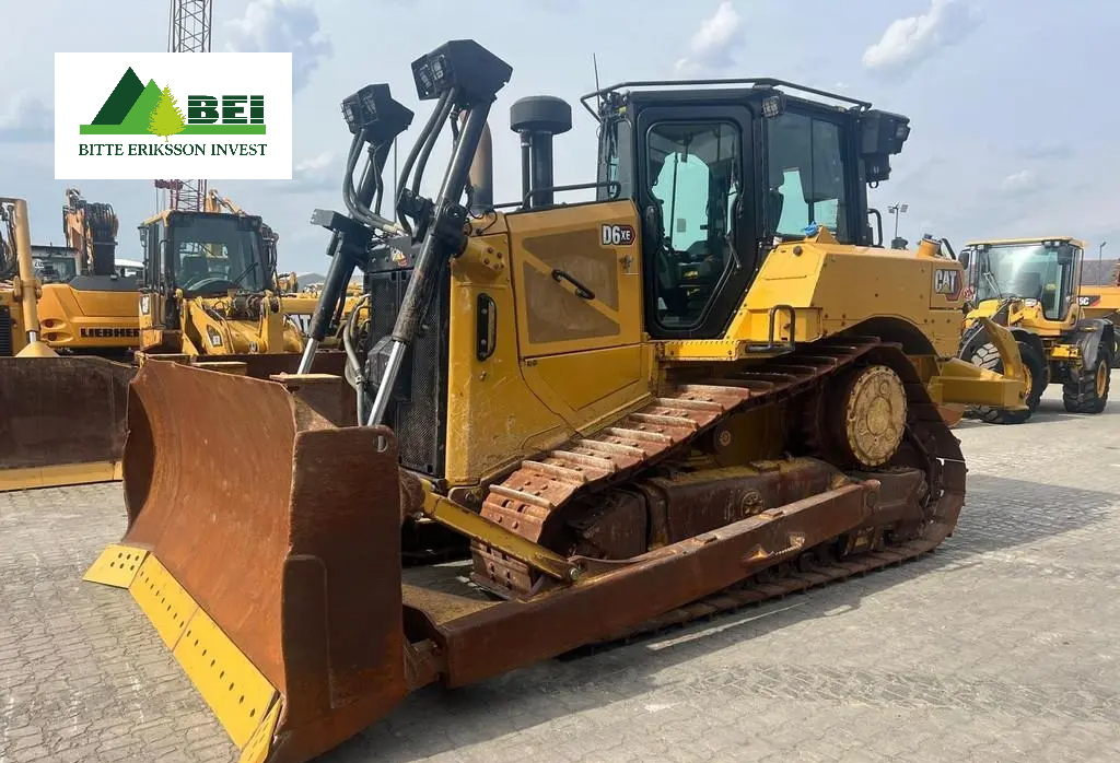 Caterpillar D6 XL / 1