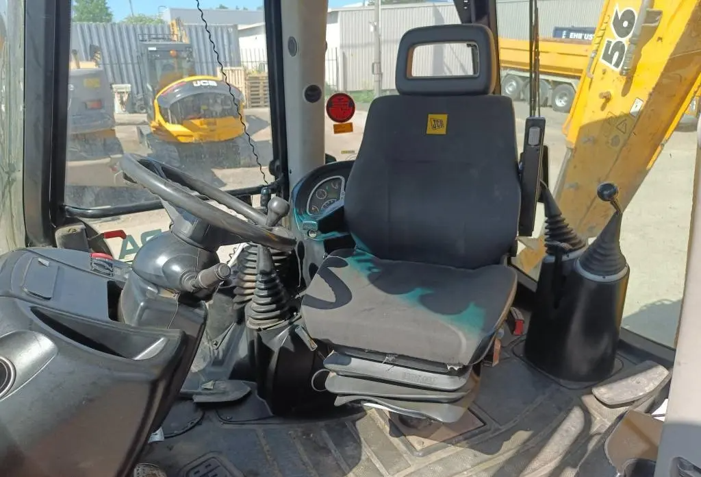 JCB 4CX / 4