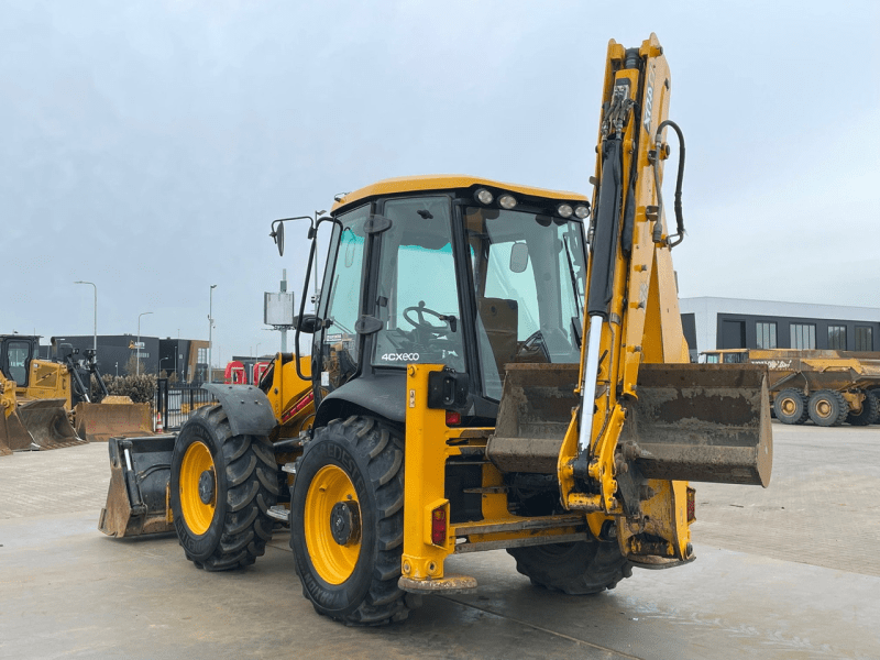 JCB 4CX / 1