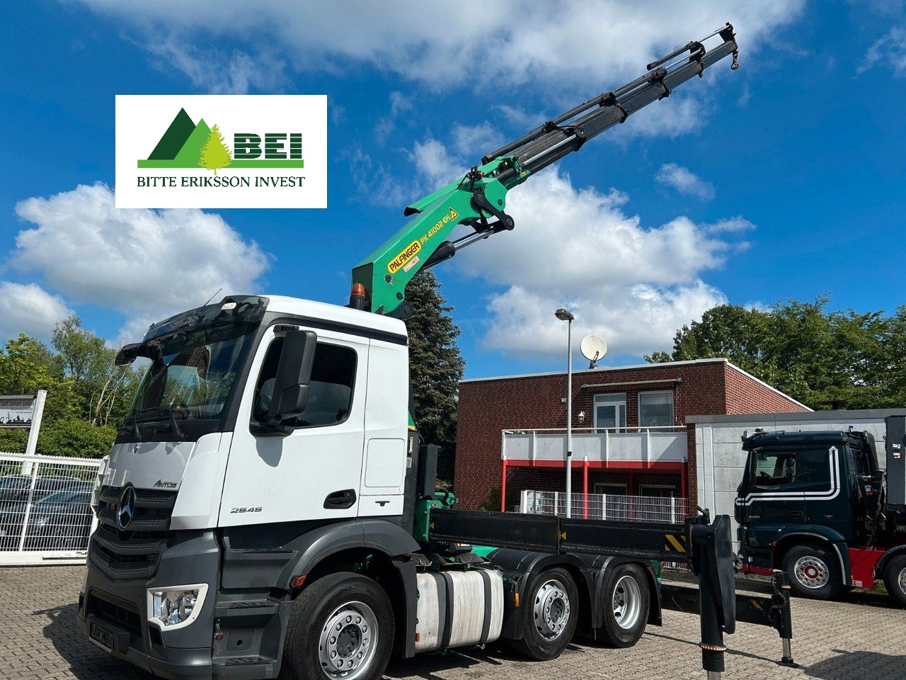 Mercedes-Benz Antos 2545 SZM mit PK 41002 Kran 6x2 / 2