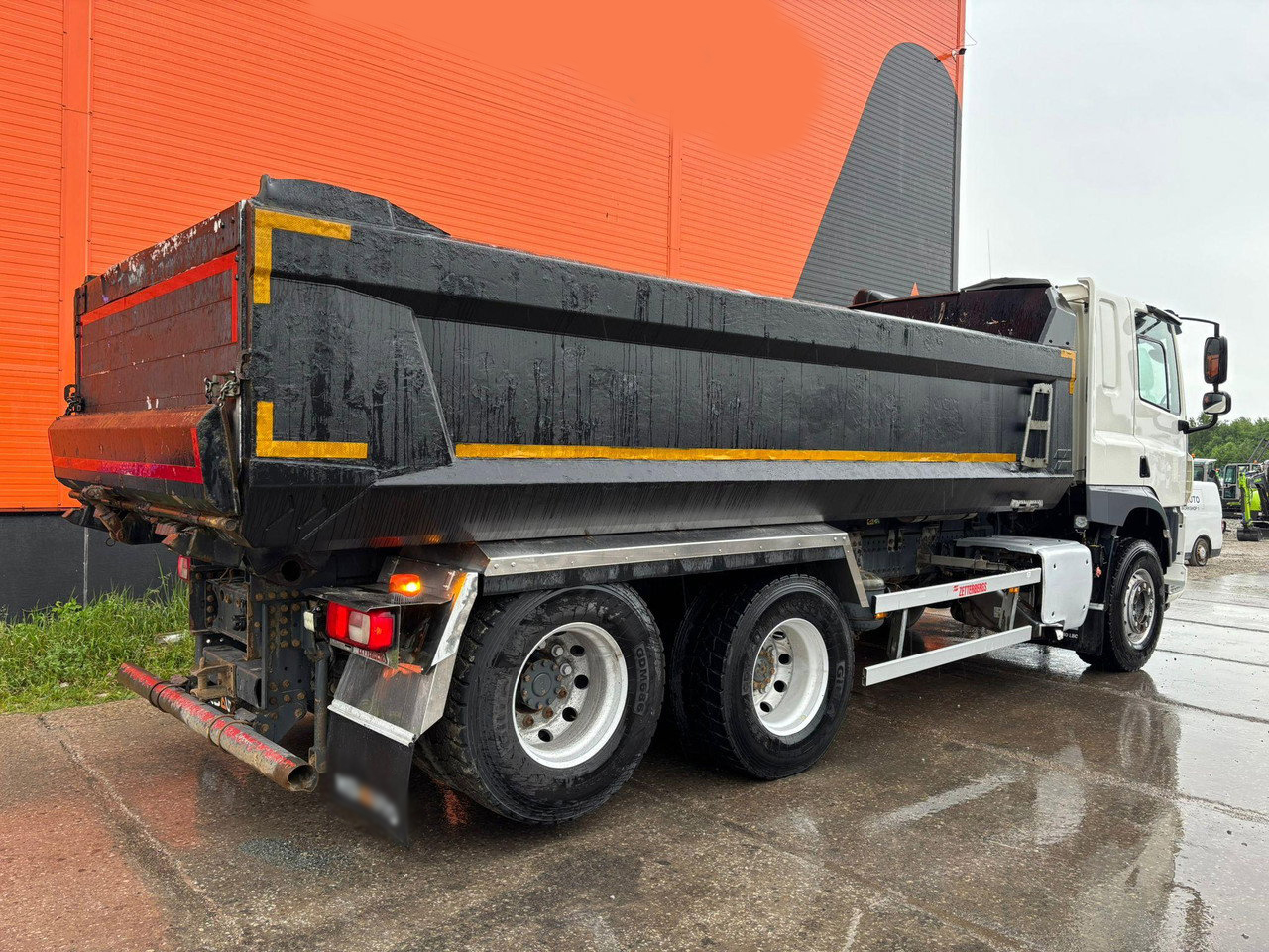 DAF CF 410 6x2 BOX L5555 mm / 4
