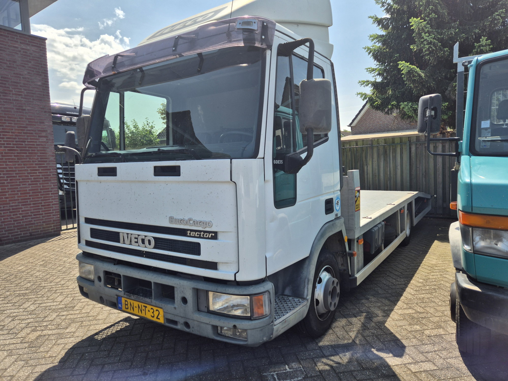 Iveco eurocargo 4x2 2220kg / 1