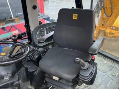 JCB 3CX AEC / 18