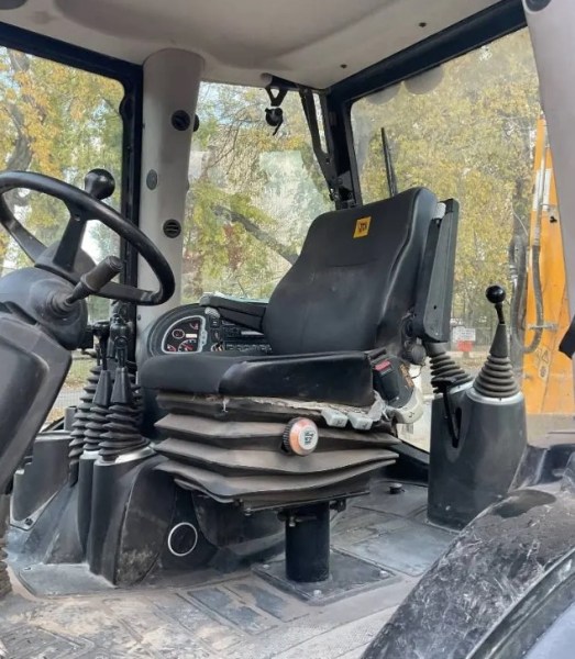JCB 3 CX SM / 18