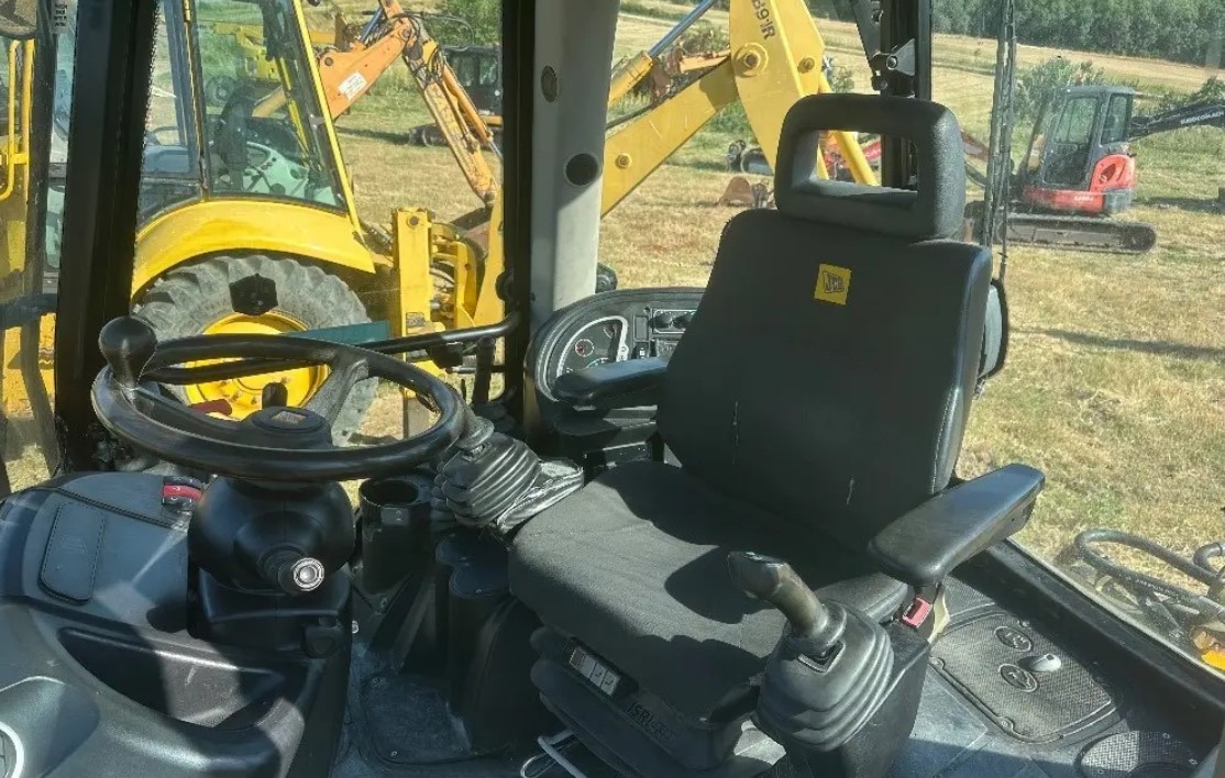 JCB 3 CX T / 12