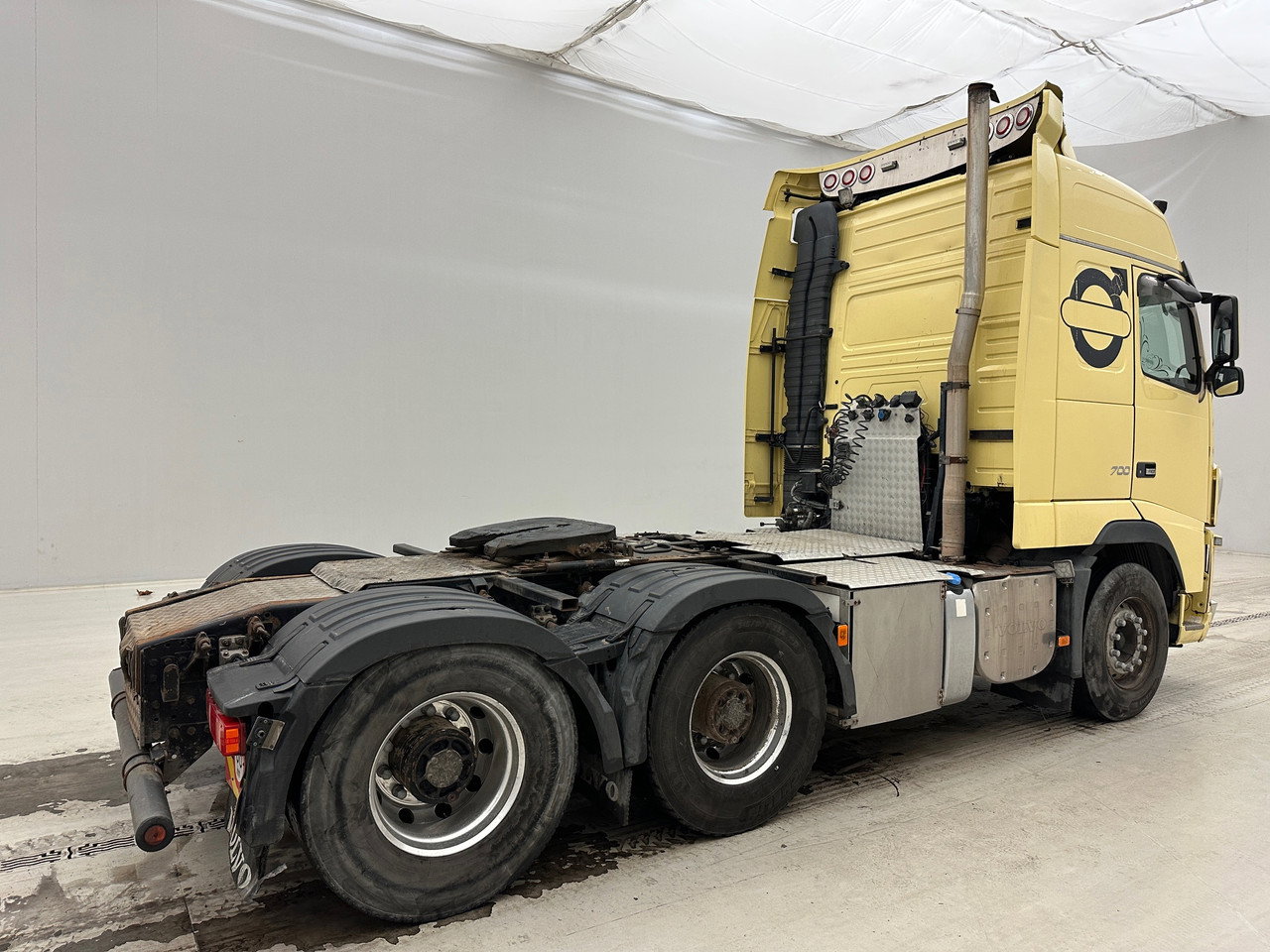 Volvo FH 16.700 - 6x4 / 9