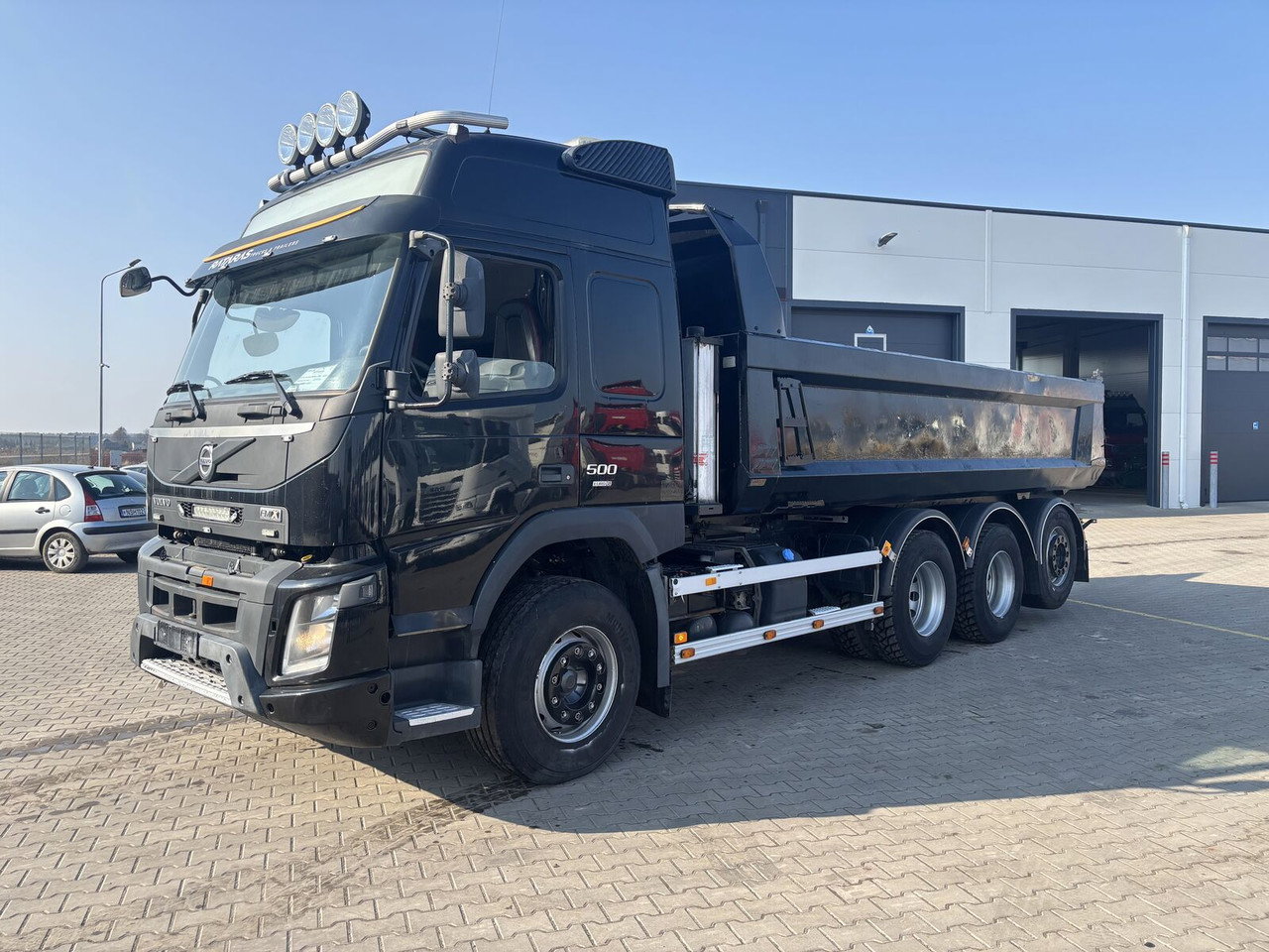 Volvo FMX 500 8x4 / 13