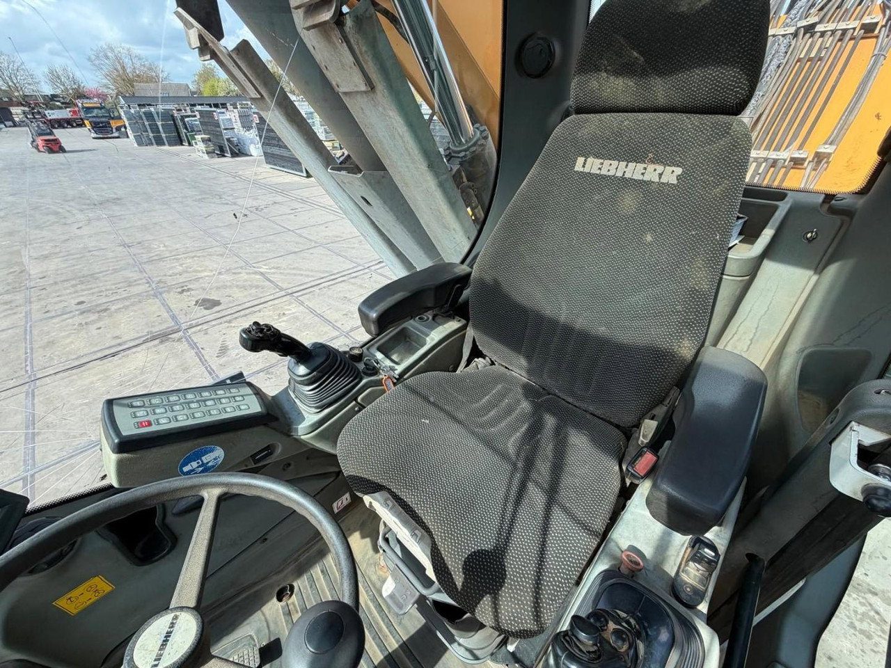 Liebherr LH 50 M / 1