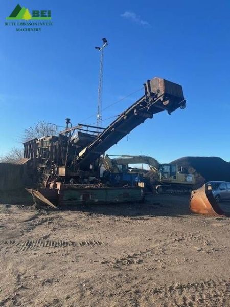 Pegson 1100 X 800 Premier semi mobile jaw crusher / 16