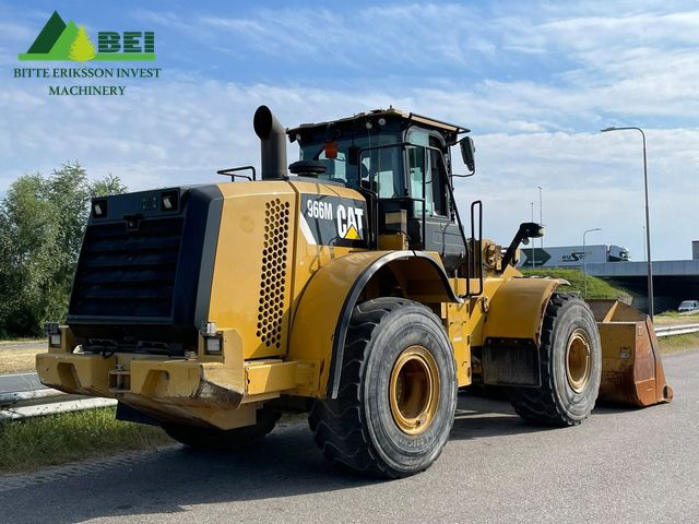 Caterpillar 966M / 4x4 / 1