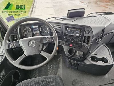 Mercedes-Benz Arocs 3251 / 8x4 / 1